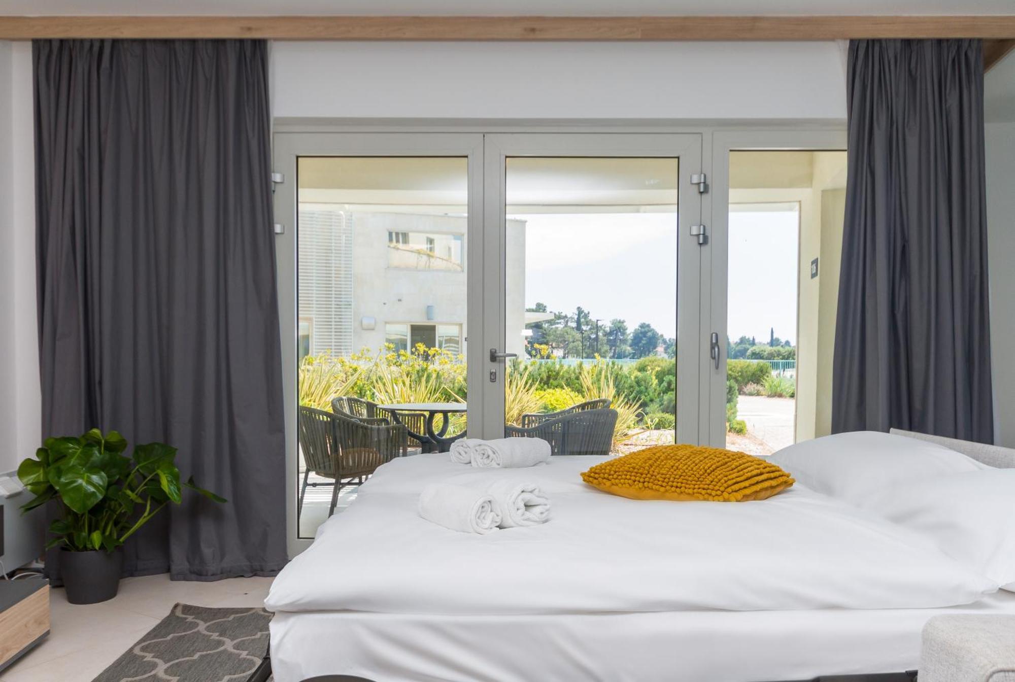 Apartment Azur With Sea View